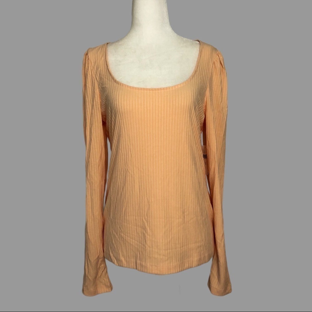 ❤️ M ❤️ NWT Anthro Top Ribbed Low Cut Scoop Neck Puffed Sleeves